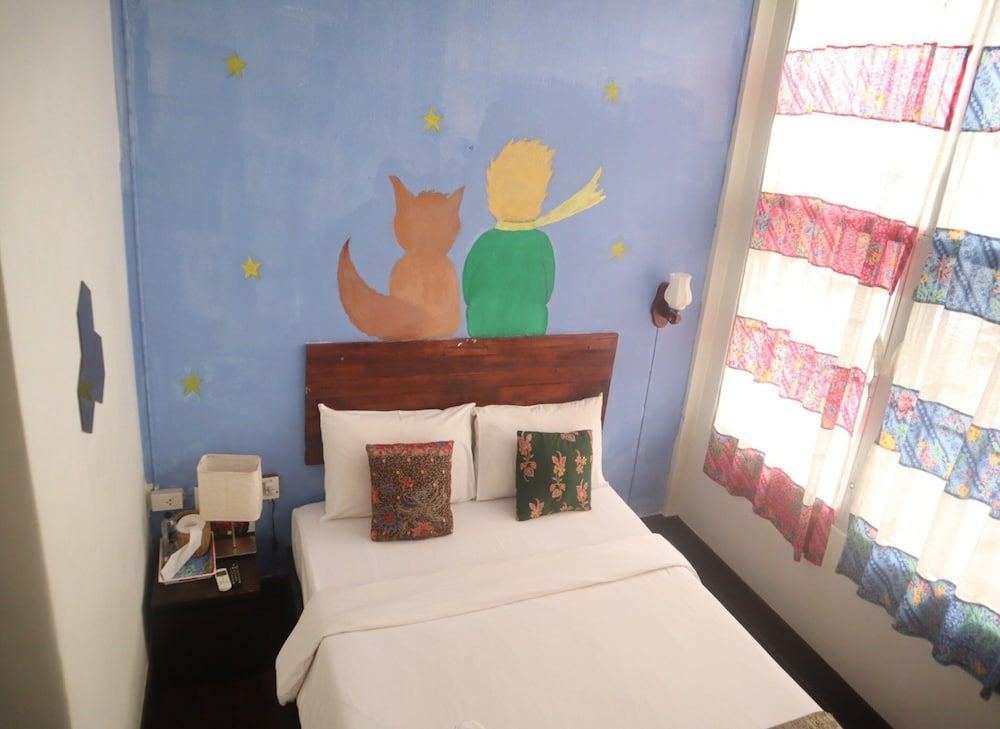 Thaweesuk Hotel Deluxe Room with Air Conditioning 7