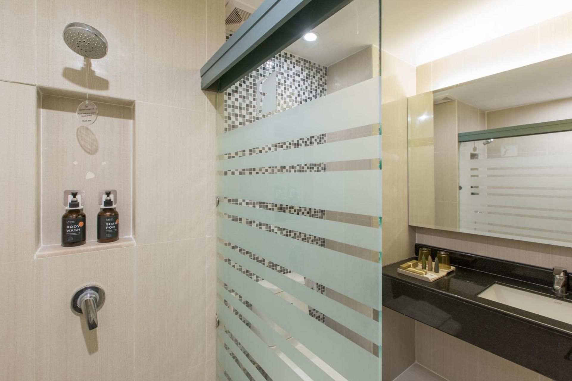 Lacol Khao Yai - A Chatrium Collection Deluxe Mountain View Twin Room 3