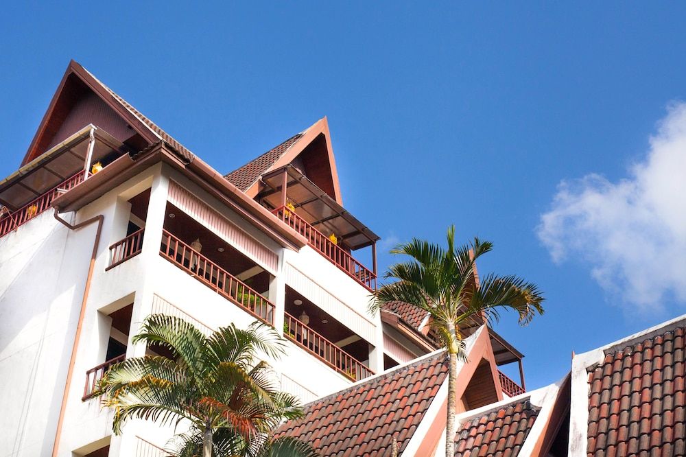 undefined Kelly’s Residency 9