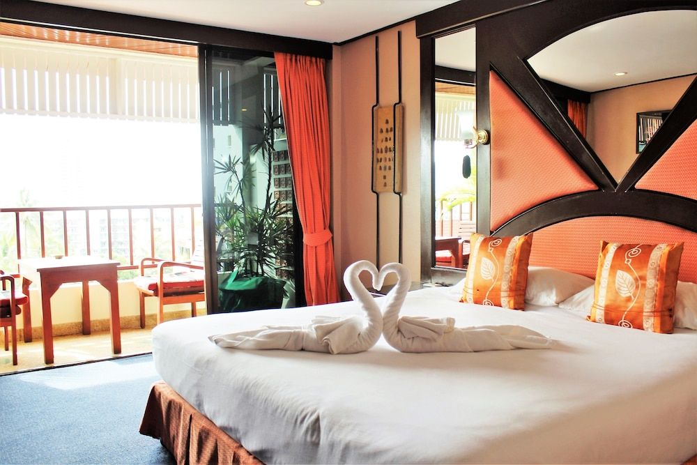 Kelly’s Residency Superior Room, Sea View 2