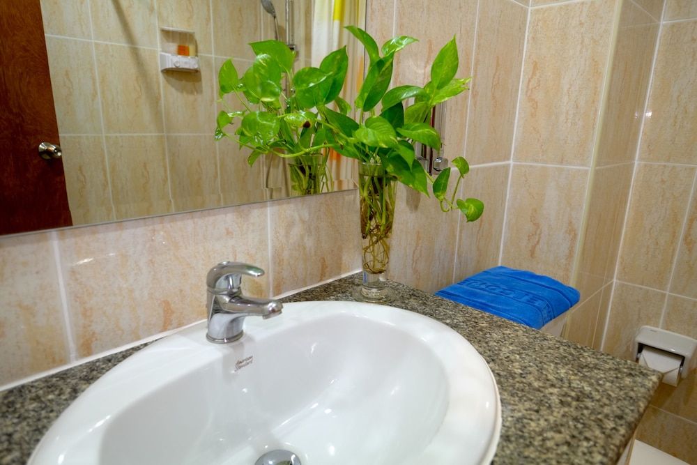 Adonis Guest House Deluxe Double 17