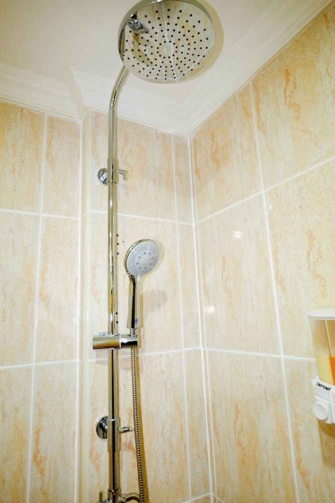 Adonis Guest House Deluxe Double 25