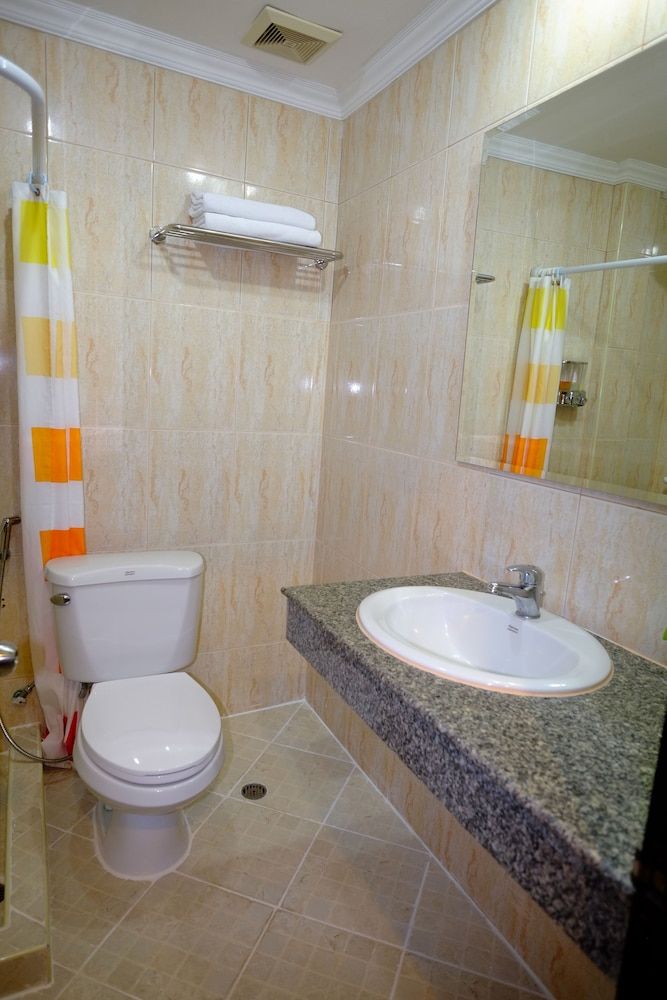 Adonis Guest House Deluxe Double 16