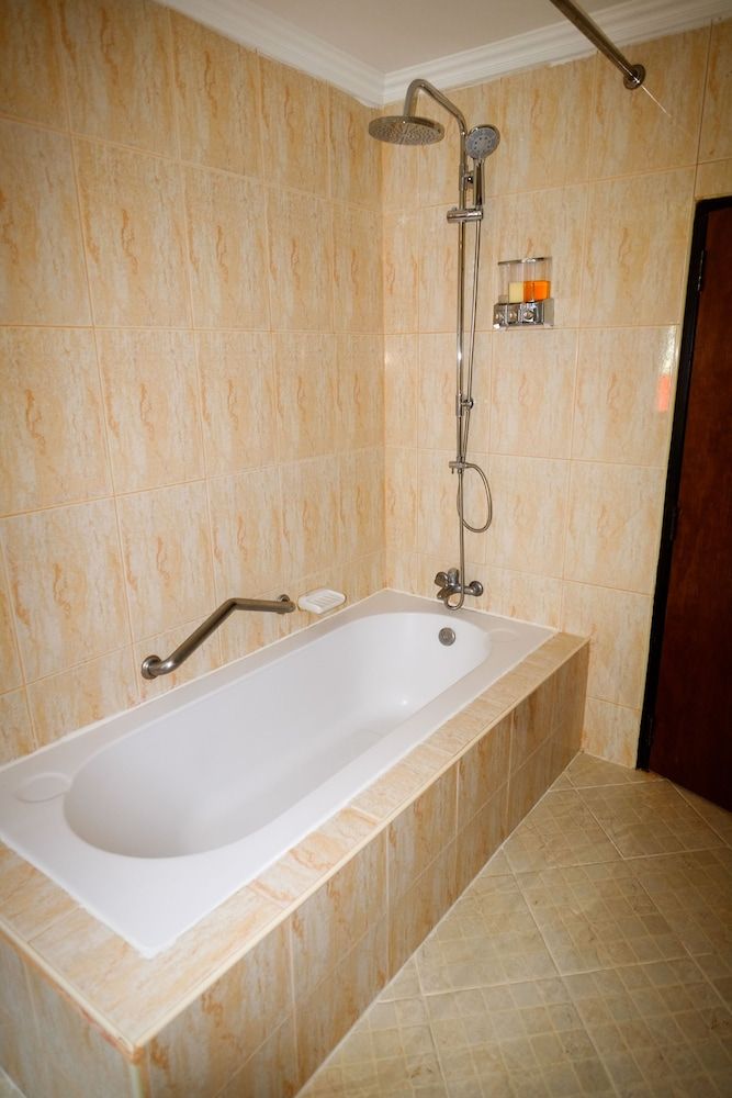 Adonis Guest House Deluxe Studio Double 24