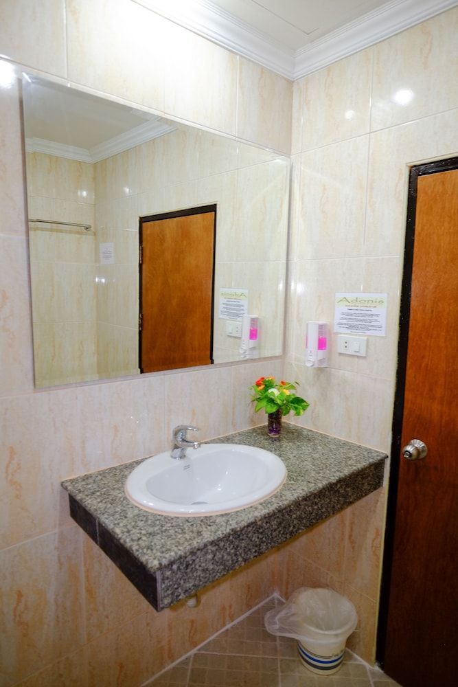 Adonis Guest House Deluxe Double 22