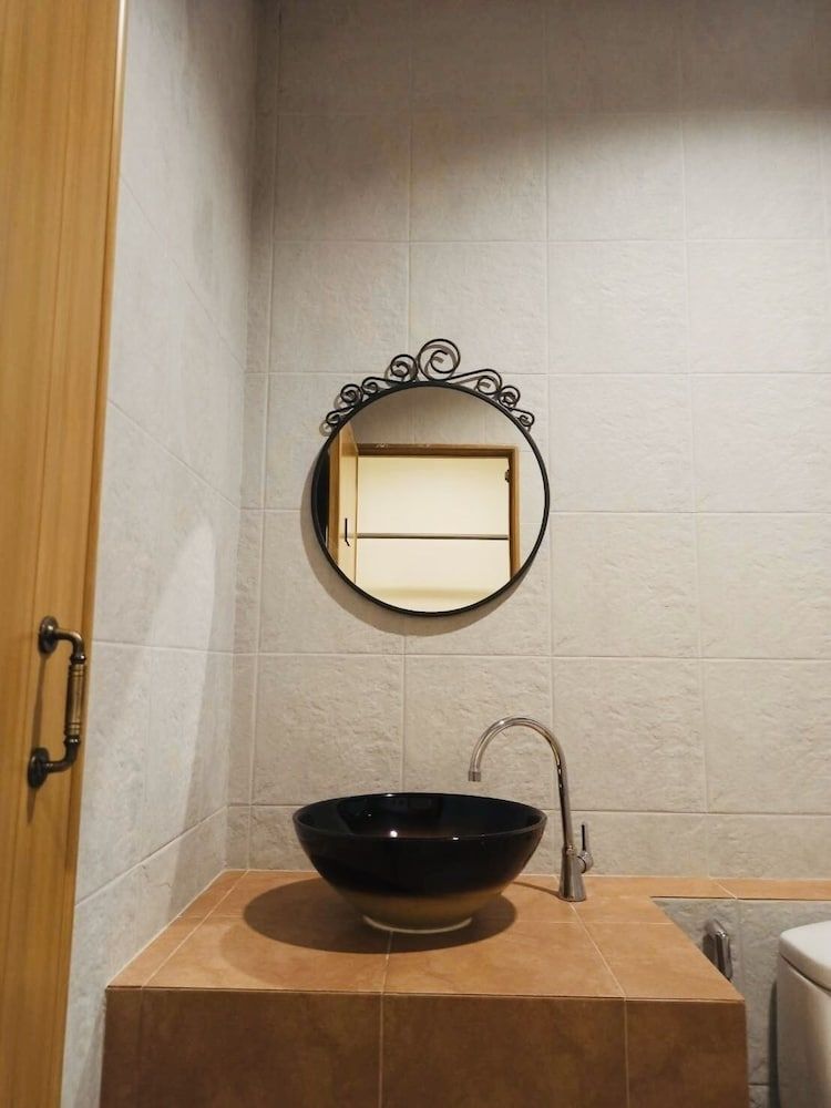 WangPla Villa Resort Tower Twin Room 6