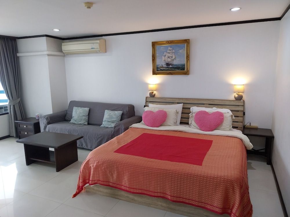 Standard Studio, Multiple Beds, Kitchenette, Sea View