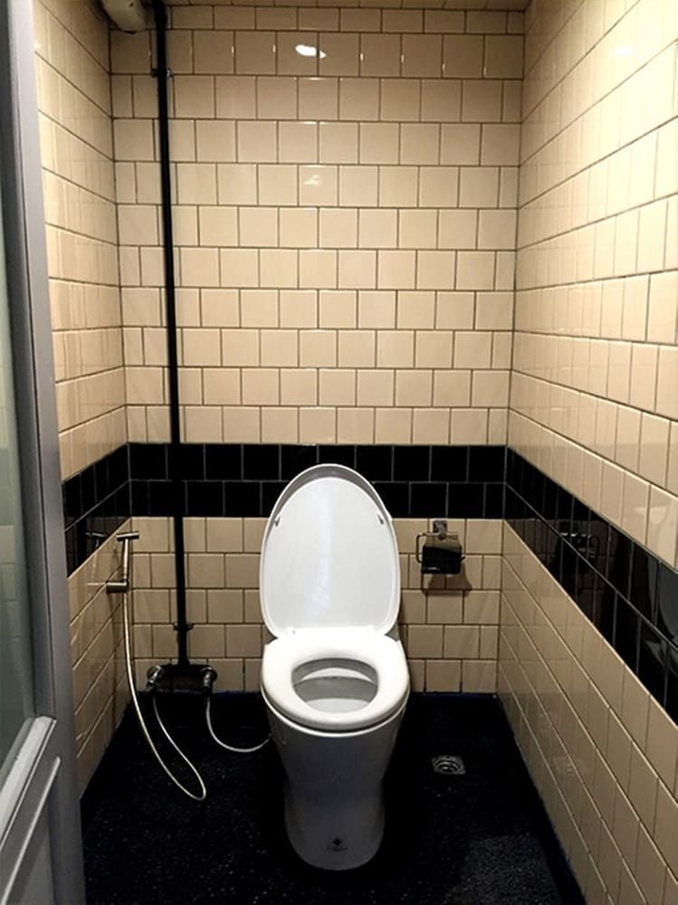 undefined Chic Hostel 7