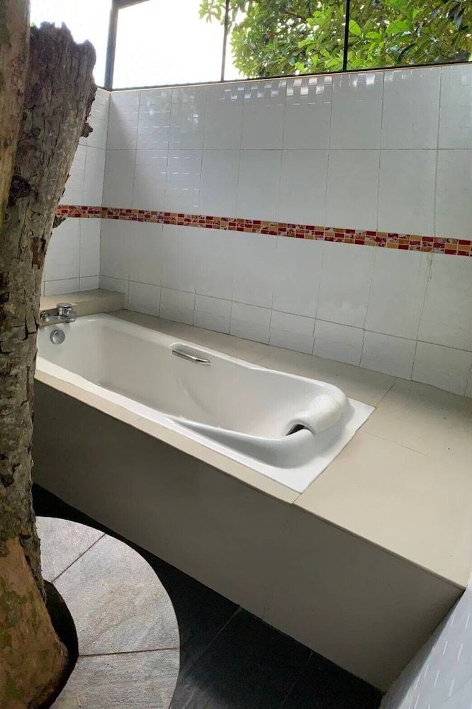 Nai C Resort Deluxe With Bathtub 3