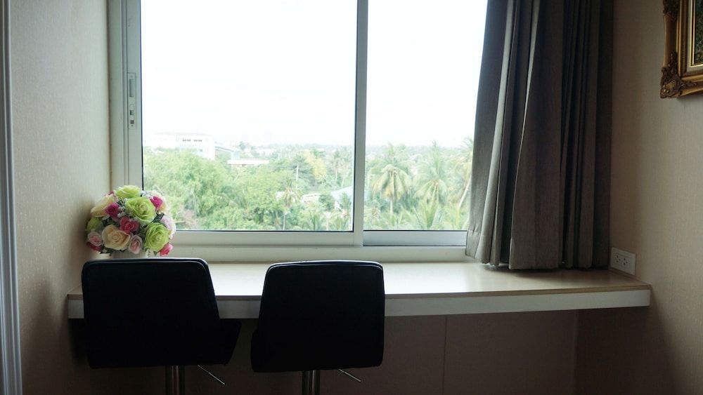 Westgate Residence Hotel Deluxe Room 11