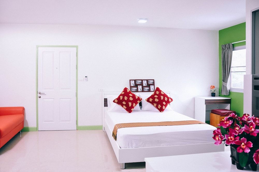 Golden On-nut Superior Room 2