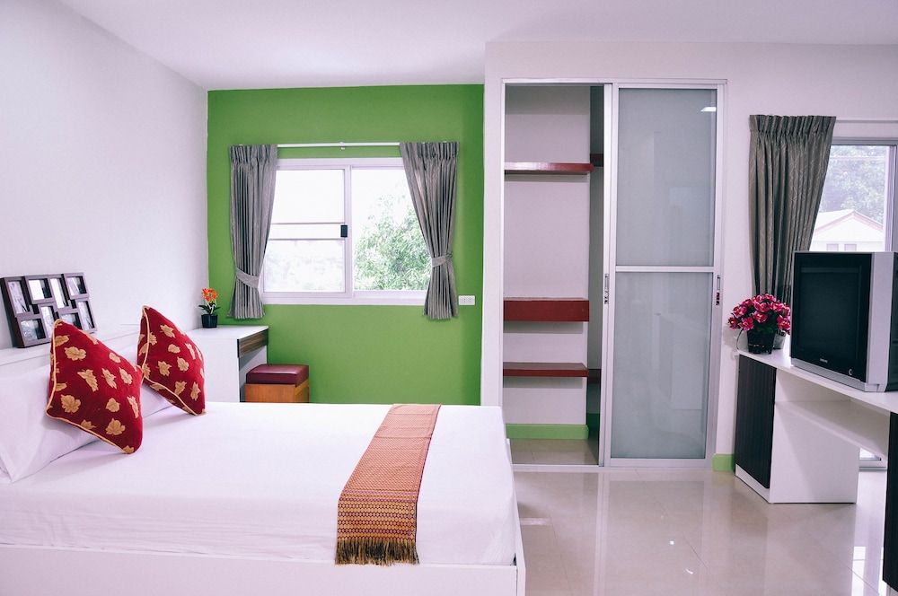 Golden On-nut Superior Room