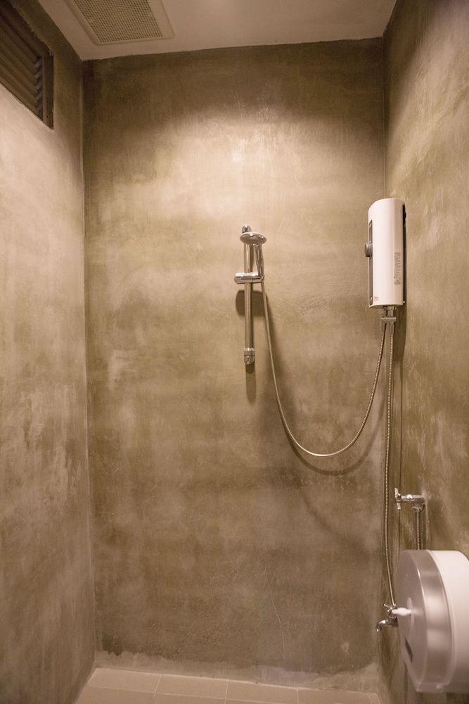 Baan Mek Hostel Budget Room 8