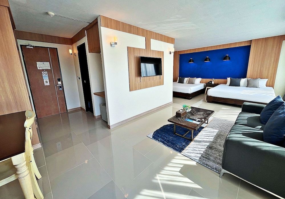 undefined The Sixteenth Naiyang Beach Hotel 10