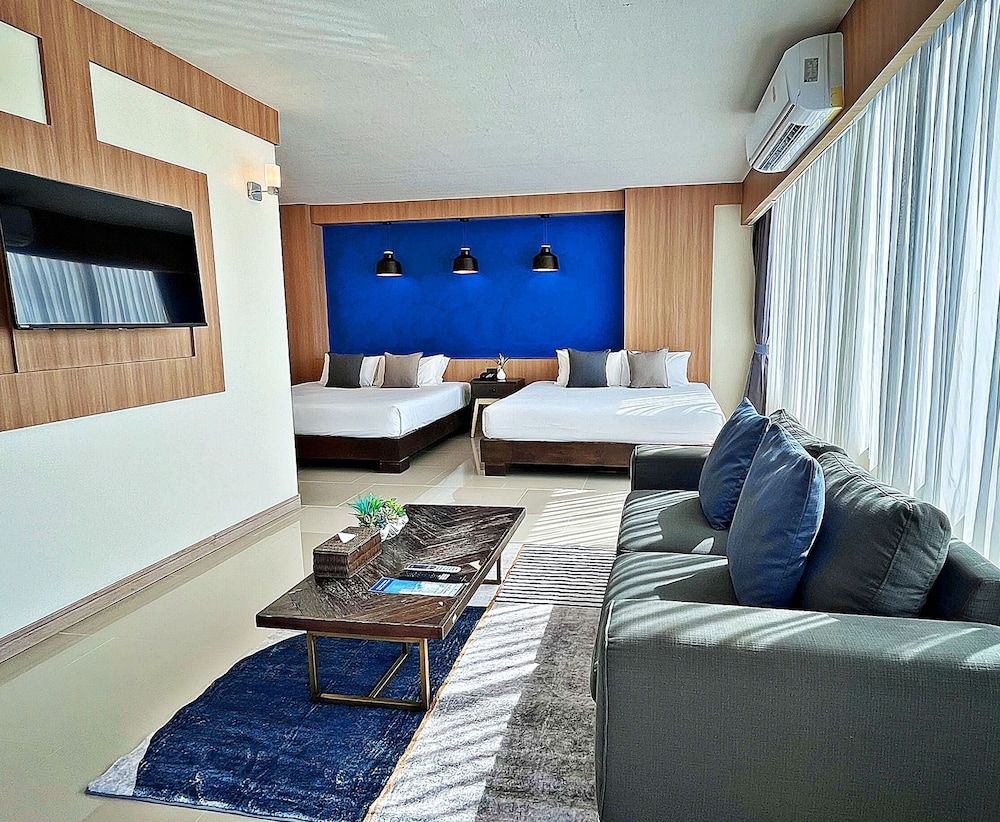 undefined The Sixteenth Naiyang Beach Hotel 7