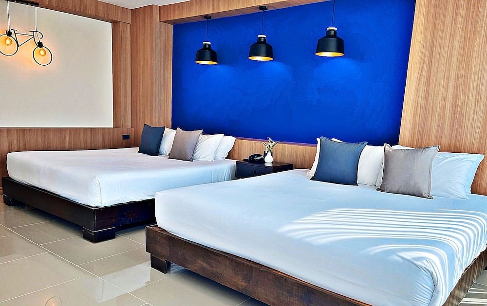 undefined The Sixteenth Naiyang Beach Hotel 5