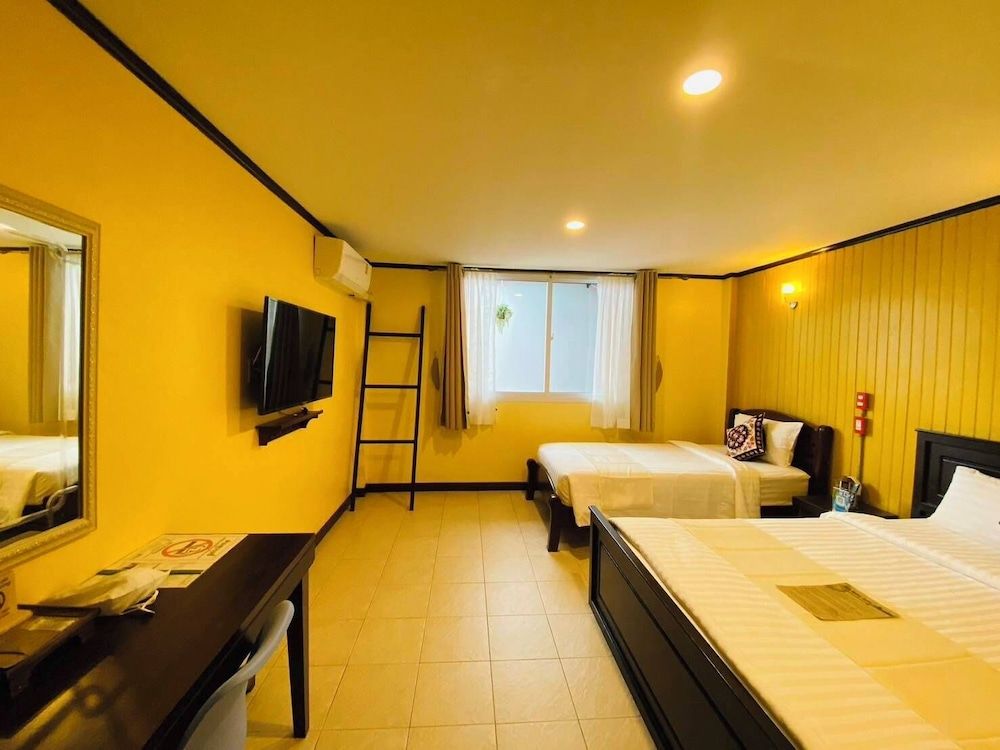 Talay Sai Hotel Standard Twin 2