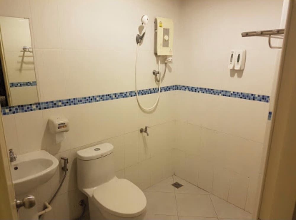 Euro Boutique Hotel Standard Triple Room 3