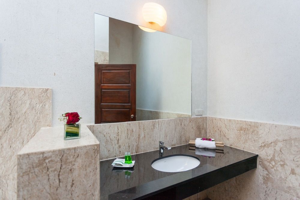 The samui beach resort Luxury Villa, Pool Access 3