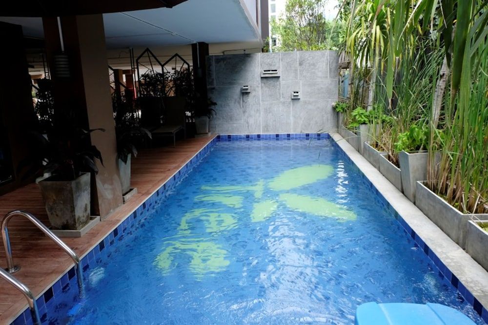 undefined A Good Nite at Nimman 6