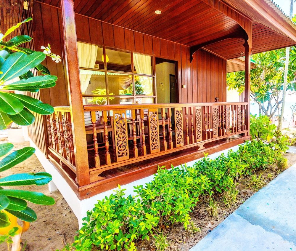 undefined Lamai Coconut Beach Resort 5