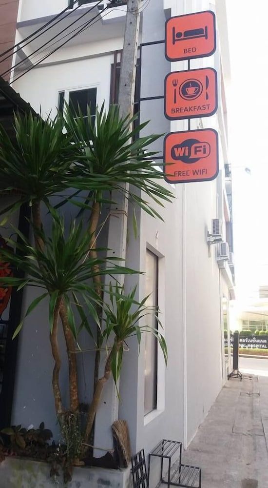 undefined Krabi Inn & Omm Hotel