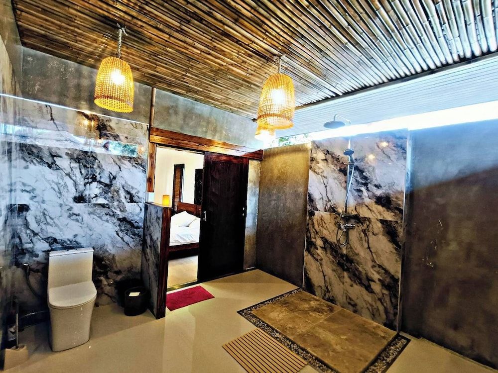 Baan Tropicana Luxury Villa, 2 Bedrooms, Pool View, Poolside 2