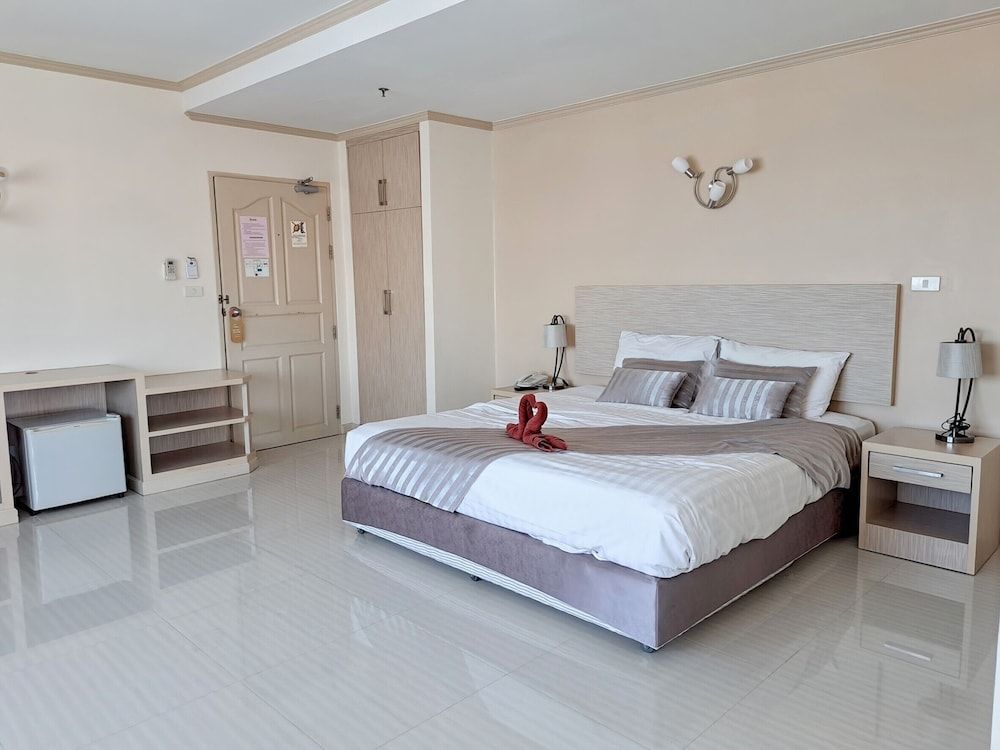 Thipurai city hotel Junior Double Room 2