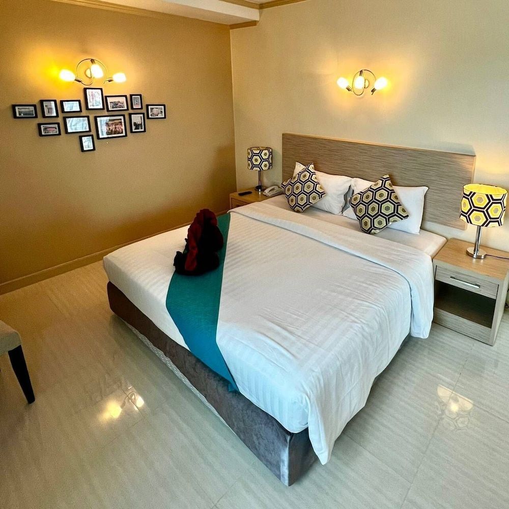 undefined Thipurai city hotel 3