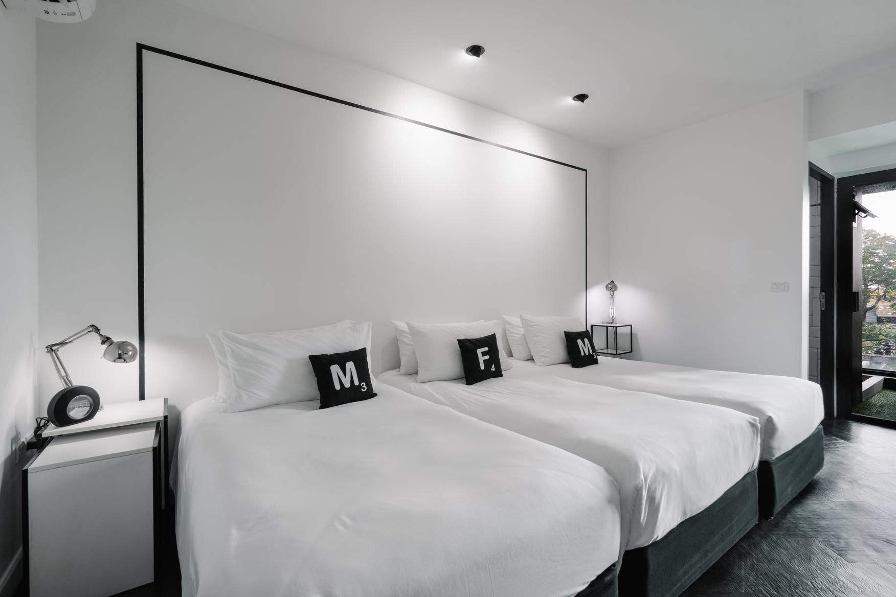 Blu Monkey Hub and Hotel Phuket Deluxe Triple