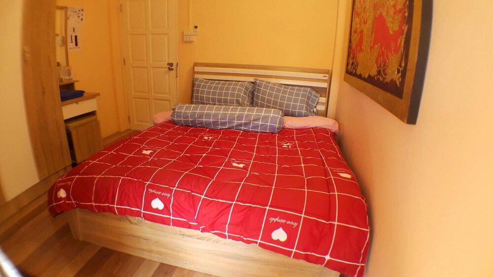 Suansin Art Garden Standard Double Room 8