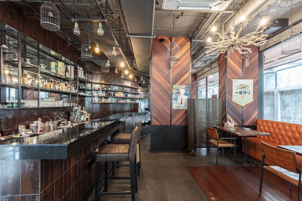 undefined Adelphi Forty-Nine 8