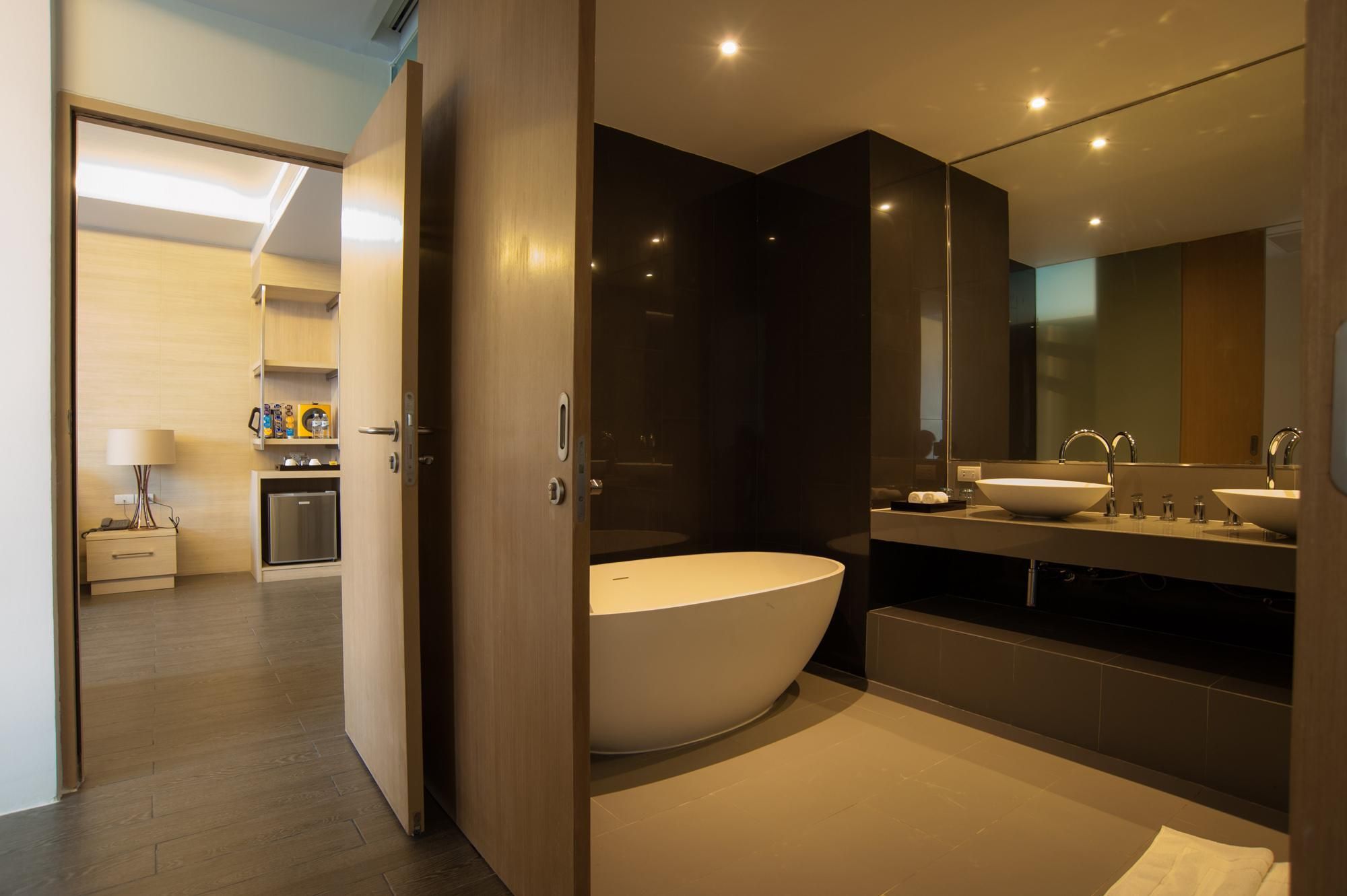 undefined The Erawan Koh Chang 5