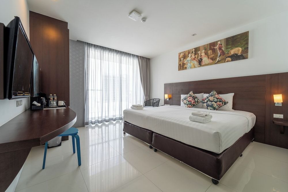 Deluxe Double or Twin Room, Balcony