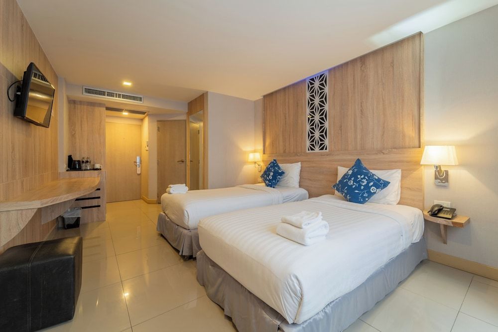 Deluxe Twin Room