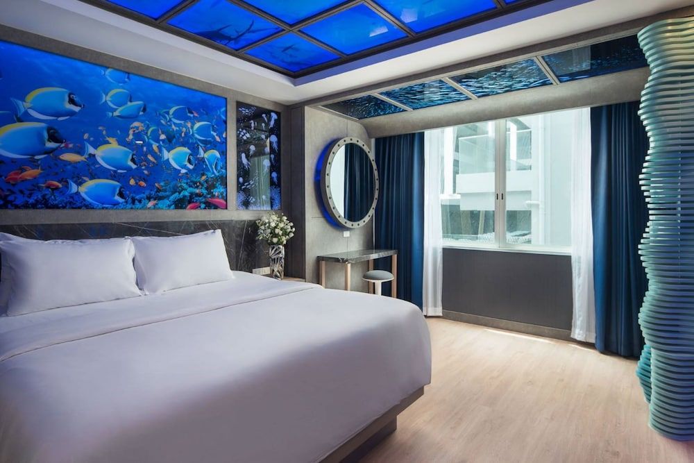 Ocean Queen Room