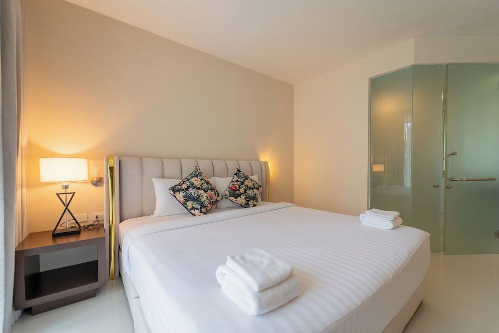 One Bedroom Suite