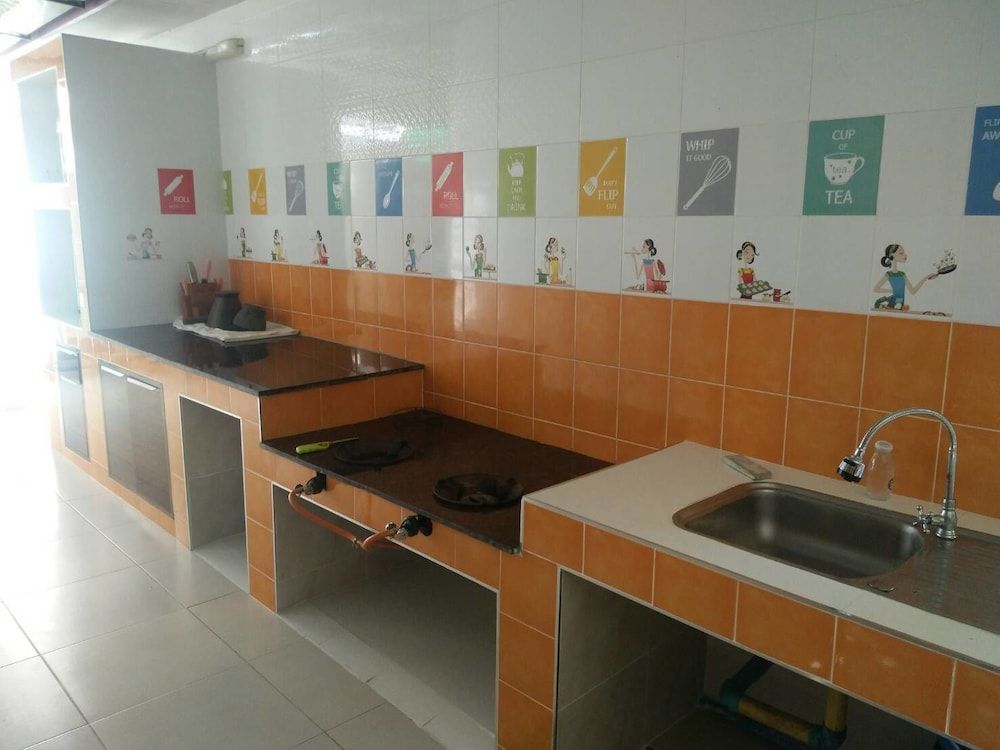 undefined Head Rock Home 2