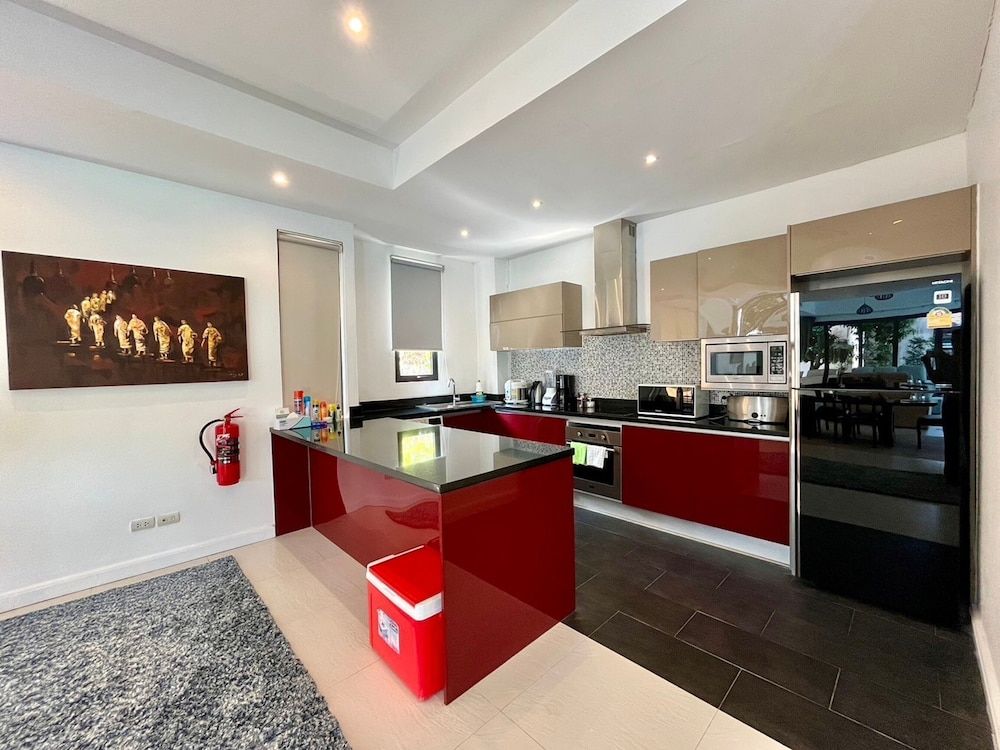 undefined Baan Eng Fah 6