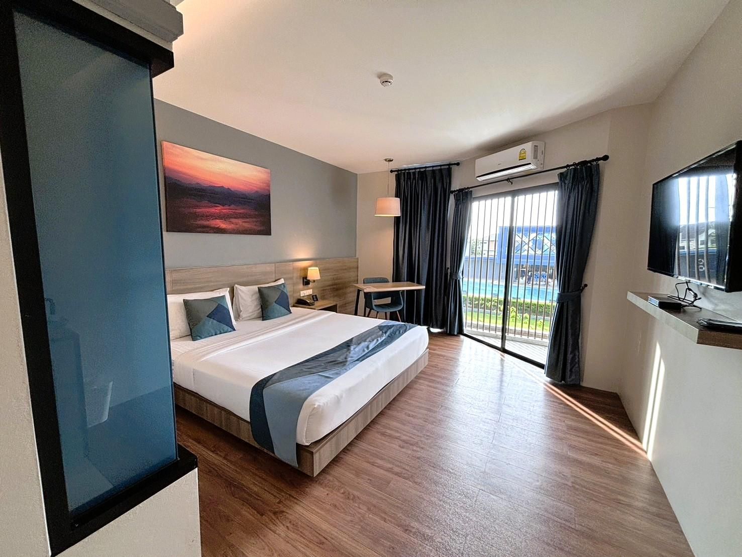 Blue Rabbit Hotel Deluxe Double Room