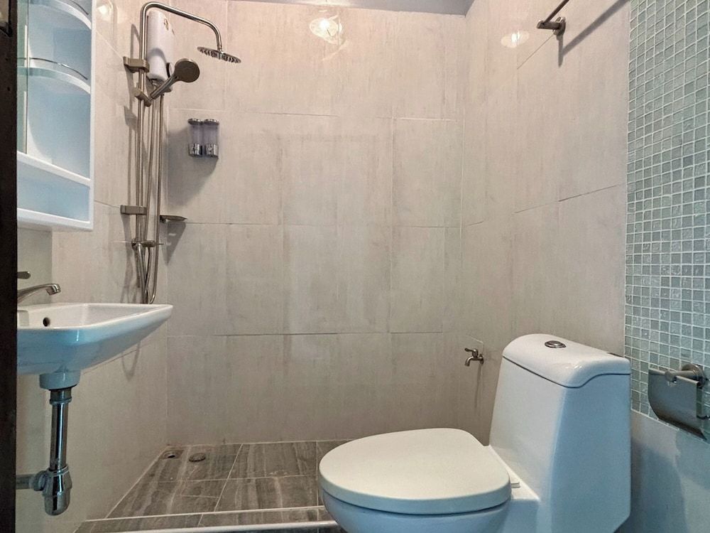 Moonlight Cottage Deluxe Room 4