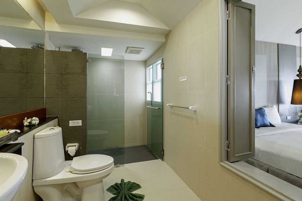 Nakara Long Beach Resort Double or Twin Room, Beachfront 10