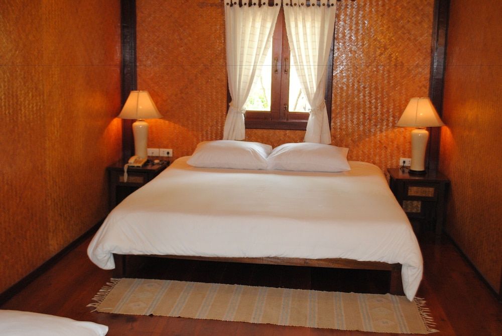 Baan Thai Resort Deluxe Room 2