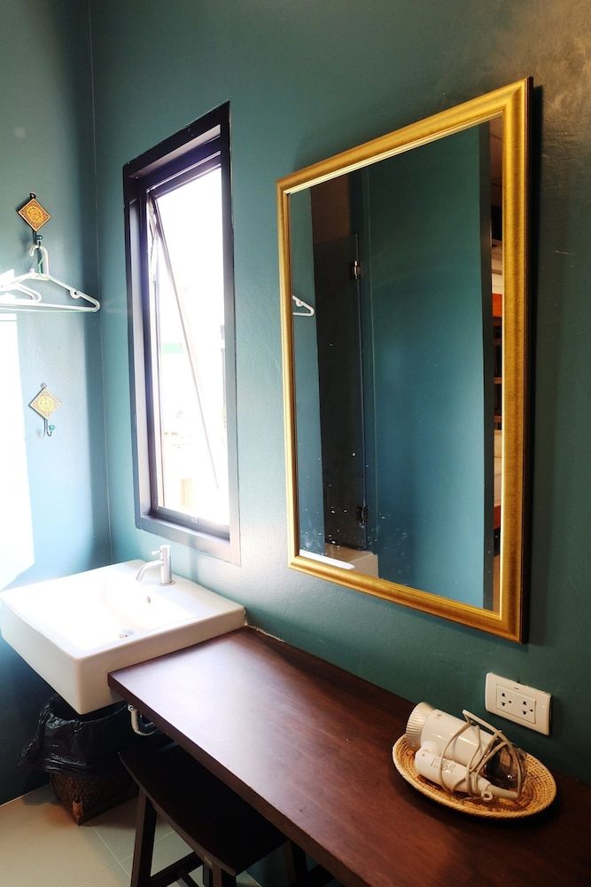 Hom hostel & cooking club 8 Bed Mixed Dorm 15