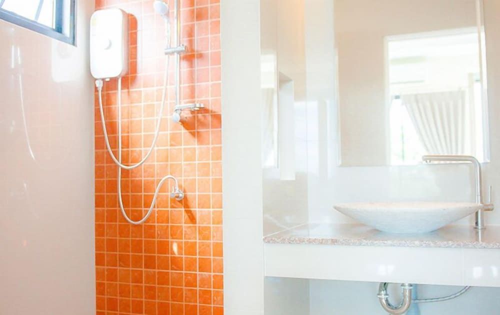 Chivapuri Residence Trat Superior Room 12