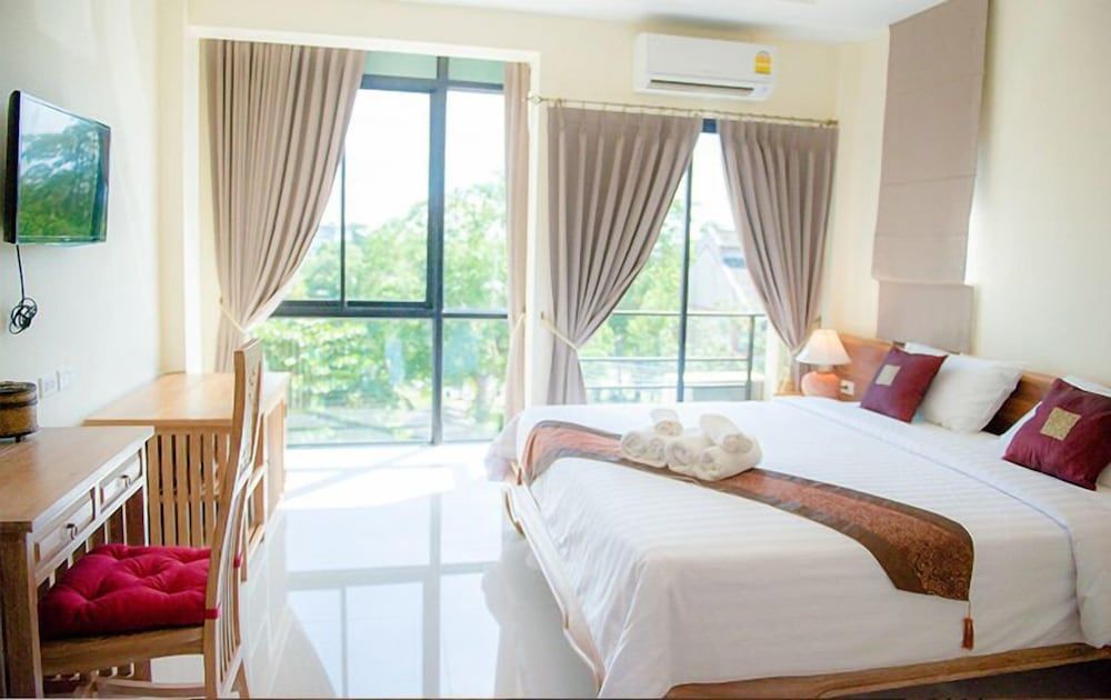 Chivapuri Residence Trat Superior Room 4