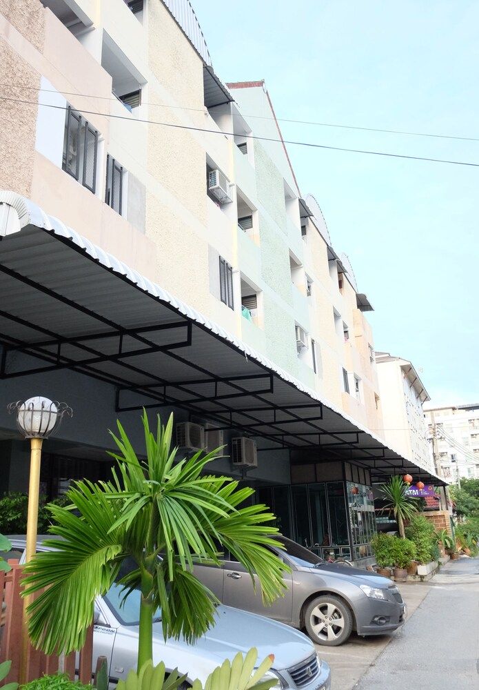 undefined Area 69 Don Muang Maison 3