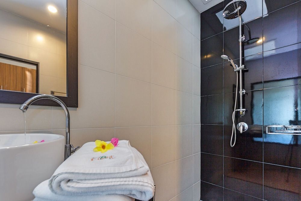 Happy Eight Resort Phuket Suite, 1 Bedroom, Balcony, Mountain View 7