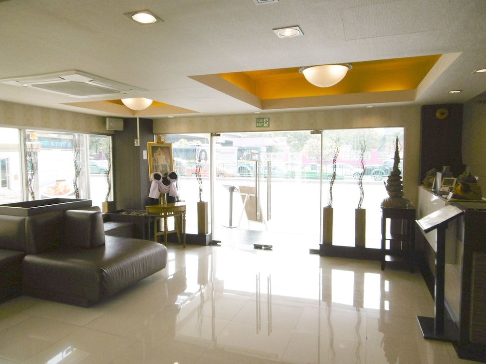 undefined The Green Bells New Petchburi 5