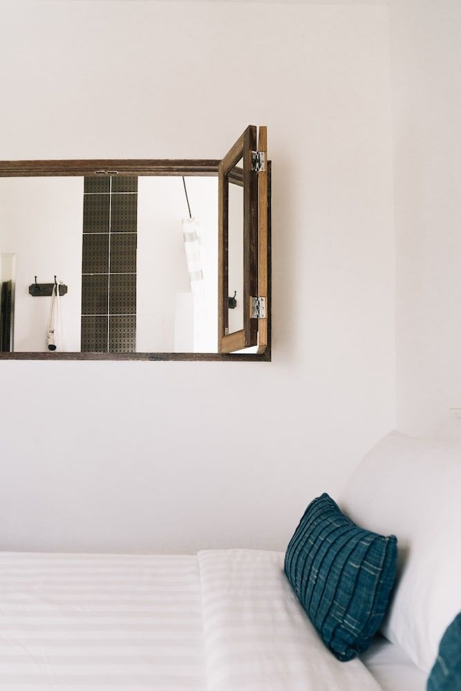 Hotel YaYee Cozy Small Room Only 7